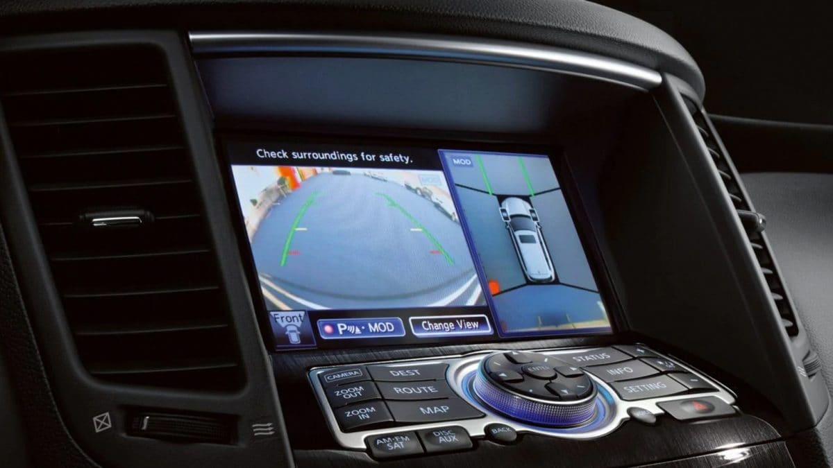 INFINITI EDITION 30 | Around View Monitor With Moving Object Detection Safety Feature